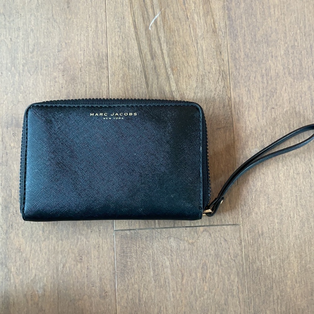 Black Marc Jacobs wristlet